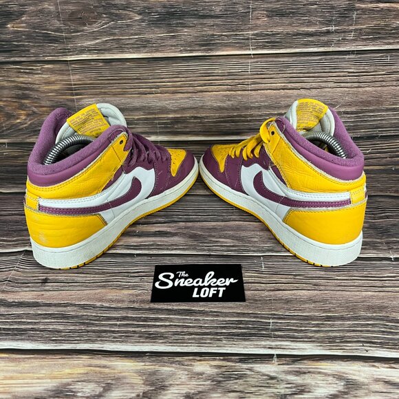 Nike Air Jordan 1 Retro High OG Brotherhood Women's Shoes - Picture 5 of 8